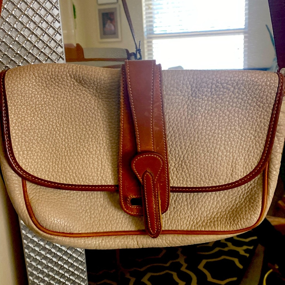 Dooney and Bourke crossbody bag